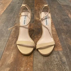 Steve Madden Beige Heels size 7
